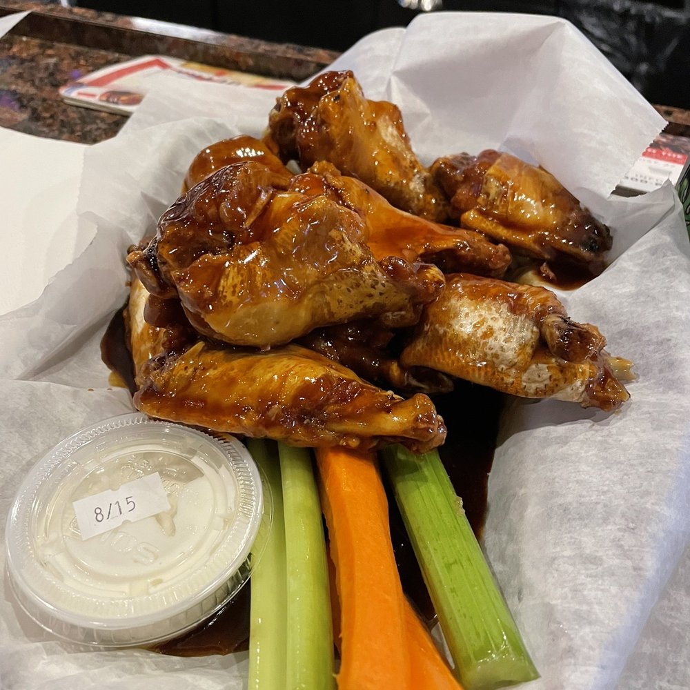 Sweet Teriyaki wings with bleu cheese! Sweet Teriyaki wings with bleu cheese!