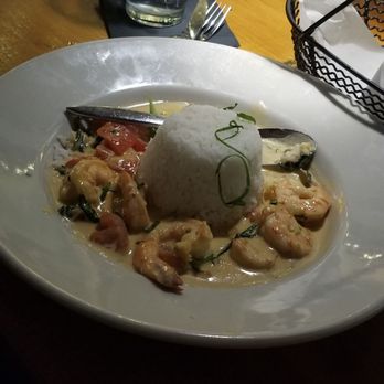 636 Main Ave - Shrimp coconut curry and rice - New American Near Me - Durango, Colorado