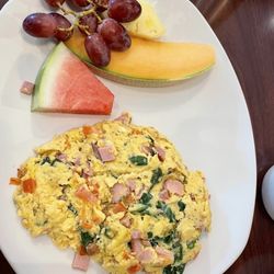 Blueberry Hill Breakfast Cafe - Canadian Scrambler