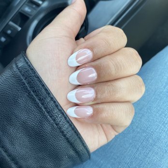 Chloe Nails - Nail Salons Near Me - Lomita, California