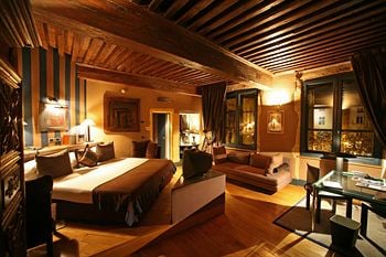 Cour des Loges Lyon, A Radisson Collection Hotel by null