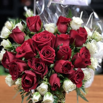 Country Rose Florist - Designer's choice - Floral Designers Near Me - Bethlehem, Pennsylvania Country Rose Florist - Designer's choice - Floral Designers Near Me - Bethlehem, Pennsylvania