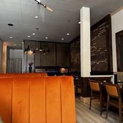 Taroko Asian Bar And Grill - Indoor seating