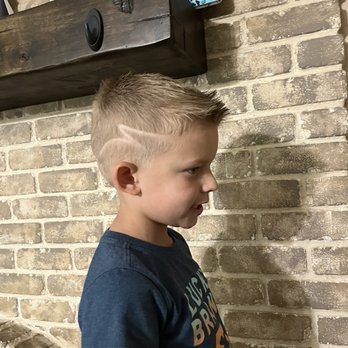 Roman's Barbershop - Barbers Near Me - Scottsdale, Arizona