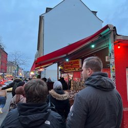 Kebapland - The line to get in the front door.