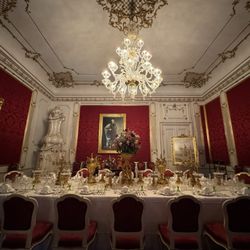 Kaiserappartments / Sisi Museum / Silberkammer - Royal events dining room