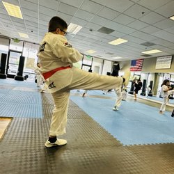 Tom Vo's Taekwondo - Aarón