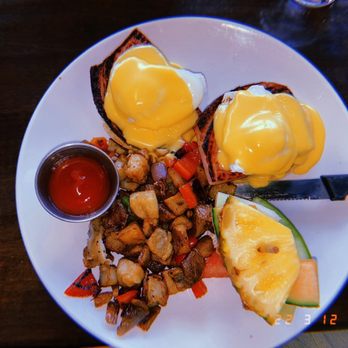 Breakfast Club - Eggs Benedict - Breakfast & Brunch Near Me - Phoenix, Arizona Breakfast Club - Eggs Benedict - Breakfast & Brunch Near Me - Phoenix, Arizona