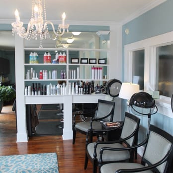 In A Tangle Salon - Retail & reception - Hair Salons Near Me - Tifton, Georgia