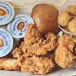 Chicken Express - Combo #2-7 Spicy Tenders, Corn Nuggets, Roll, Sweet Tea, Chick'n Dipp'n Sauce, Hot Honey, BBQ Sauces