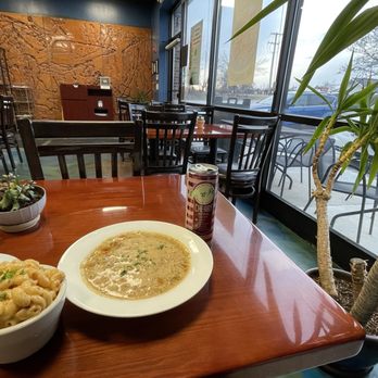 Manna Kitchen - Veggie Chowder Soup - Bowl Size and Side of Cashew Mac n' Cheese and Organic Wisco Pop - Vegan Near Me - Lisle, Illinois
