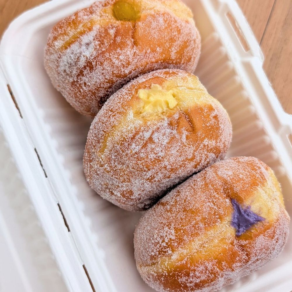 Pono Pastries - Malasadas: Ube Cream, Lilikoi Cream, Mango - Coffee & Tea Near Me - Waikoloa, Hawaii Pono Pastries - Malasadas: Ube Cream, Lilikoi Cream, Mango - Coffee & Tea Near Me - Waikoloa, Hawaii