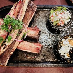 Salón Ríos - Bone marrow tacos