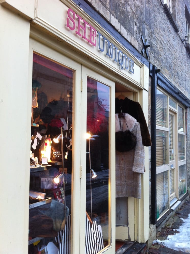 SHE UNIQUE Updated March 2024 2 The Waterloo, Cirencester