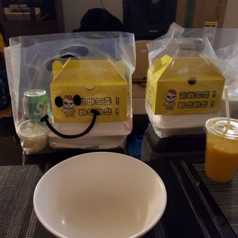 JJ Fried Chicken - Was too hungry and that's all the picture I was able to take - Korean Near Me - Toronto, Ontario