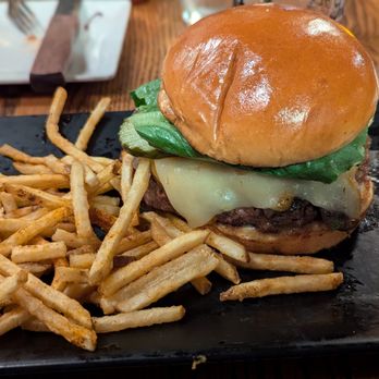 The Palace - Western Burger with smokey pepper - Bars Near Me - Prescott, Arizona
