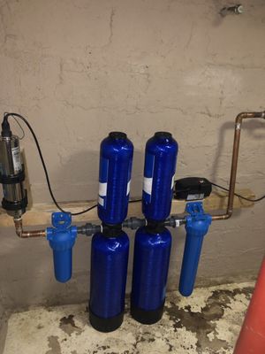 Raynes Plumbing Logo