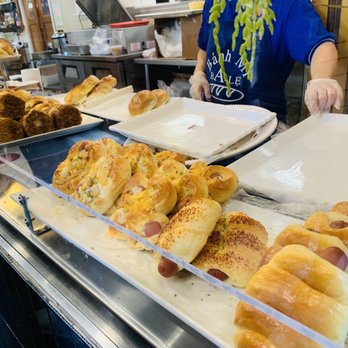 Ba Le Dorchester - Bakery - Vietnamese Near Me - Boston, Massachusetts