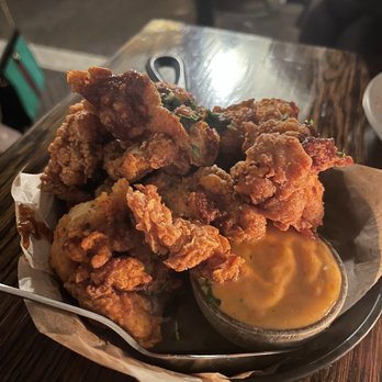 AOC - Cocktail Bars Near Me - Los Angeles, California