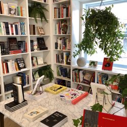 Librairie Saint-Henri - Librairie Saint-Henri Books!