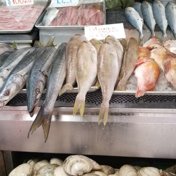 Mercado Negro de Mariscos - Seafood Markets Near Me - Ensenada, BCN
