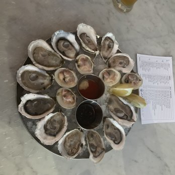 Neptune Oyster - Oysters and clams - Seafood Near Me - Boston, Massachusetts Neptune Oyster - Oysters and clams - Seafood Near Me - Boston, Massachusetts