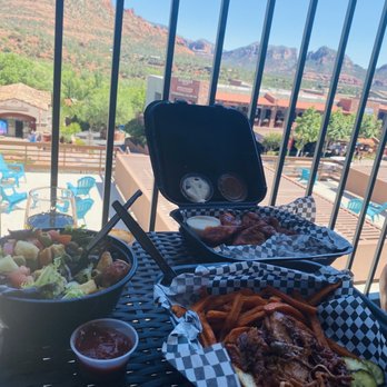 Matterhorn Inn - Lunch at balcony - Hotels Near Me - Sedona, Arizona Matterhorn Inn - Lunch at balcony - Hotels Near Me - Sedona, Arizona