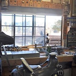Out West Saddlery - Cracker saying howdy to Bob!