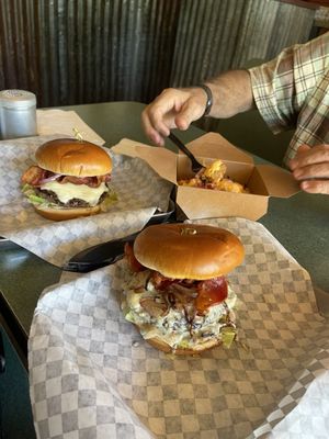 Red Rooster Burgers & Brew by null