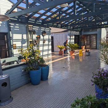 Beeside Balcony - Mediterranean Near Me - Del Mar, California