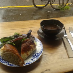 Yummy veg sausage roll :) Yummy veg sausage roll :)