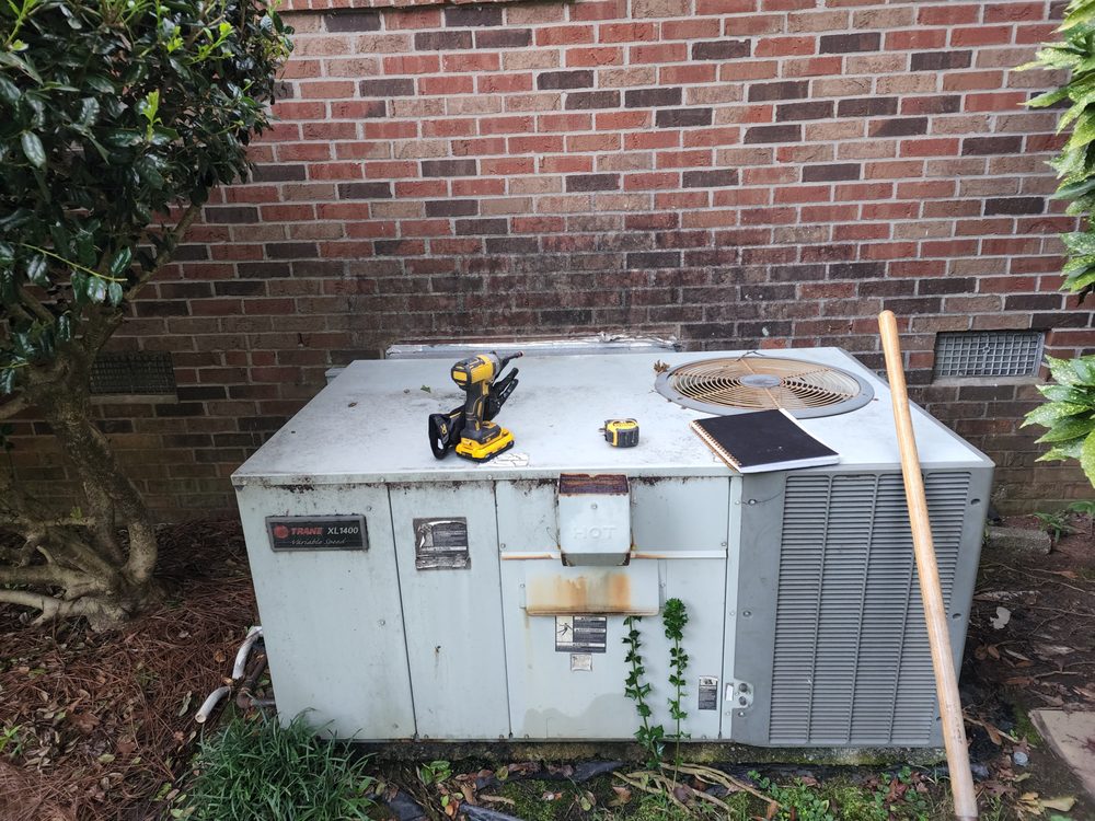 Slide of Claras Handymans services