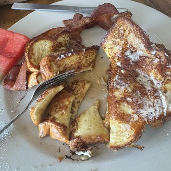 Mamas Kitchen - FRENCH TOAST WITH MEAT - Breakfast & Brunch Near Me - Tampa, Florida