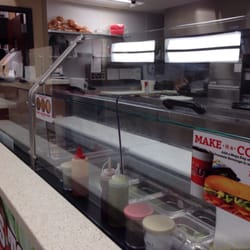 Casey's - Casey's sandwich station