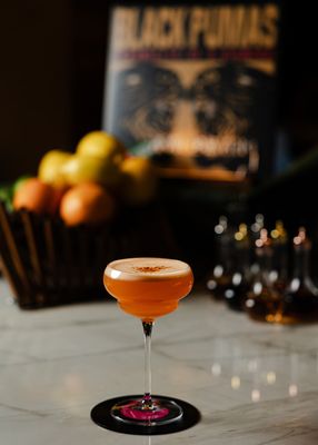 Nocturno cocktail bar by null