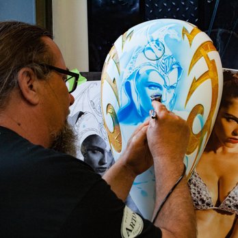 Coast Airbrush - Kiwi Terry working on a Motorcycle Tank, at The Airbrush Rendezvous - Art Supplies Near Me - Placentia, California