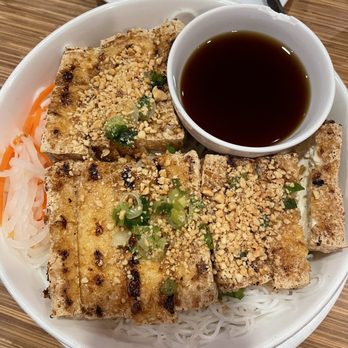 Tay-Ho - Fried Tofu Vermicelli - Vietnamese Near Me - Richmond, Virginia