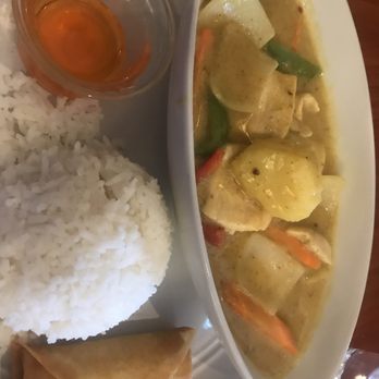 Thai Thai Restaurant - Yellow curry.  Lunch special - Thai Near Me - Henderson, Nevada
