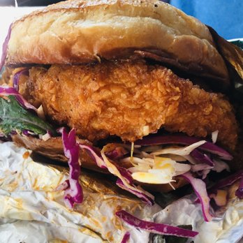 Tumble 22 Chicken Joint - Hot chicken sandwich - Chicken Wings Near Me - Austin, Texas