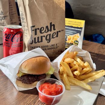 Fresh Burger - Combo #3 - Burgers Near Me - Toronto, Ontario