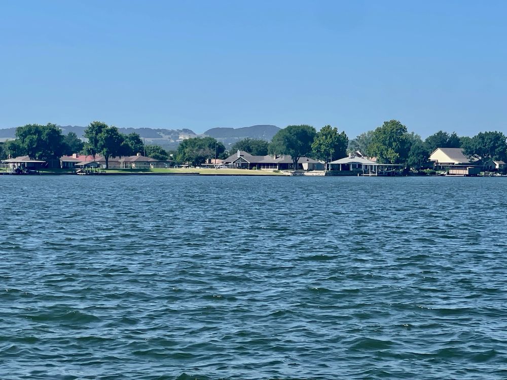 EXPLORE LAKE GRANBURY KAYAK RENTALS Updated April 2024 Brazos Bend