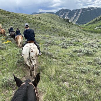 Spring Creek Ranch - Hotels Near Me - Jackson, Wyoming Spring Creek Ranch - Hotels Near Me - Jackson, Wyoming