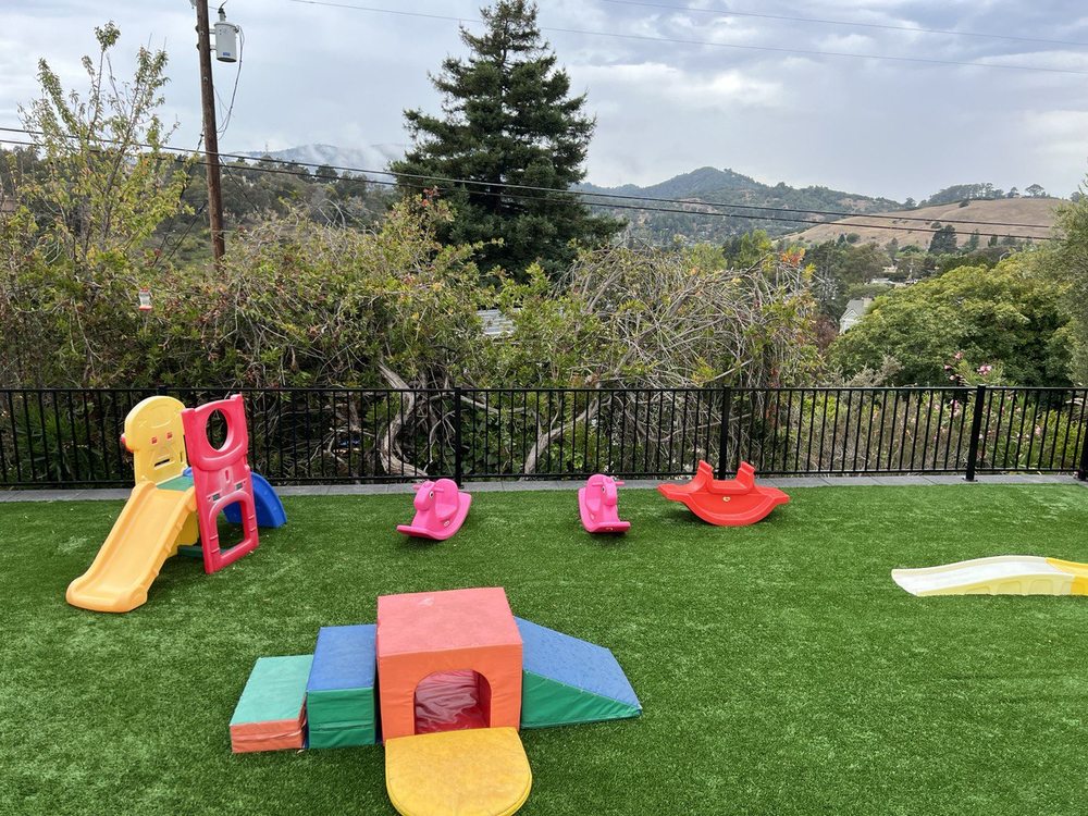 Learn & Play Daycare & Preschool - childcare center in Mill Valley, CA