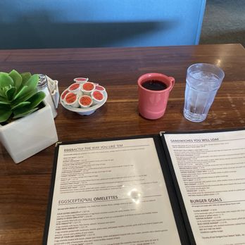 Four Sisters Cafe - Breakfast & Brunch Near Me - Roseville, California Four Sisters Cafe - Breakfast & Brunch Near Me - Roseville, California