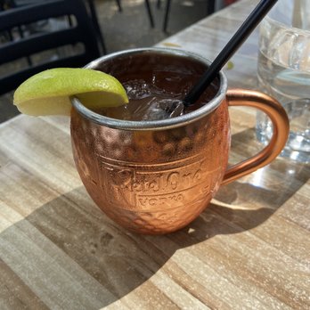 Beacon Pub & Eatery - Pubs Near Me - Whistler, British Columbia