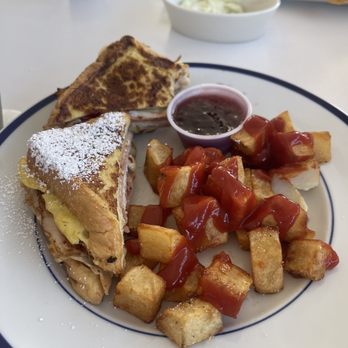 Marina Cafe - Monte Cristo - Cafes Near Me - Wilmington, California Marina Cafe - Monte Cristo - Cafes Near Me - Wilmington, California