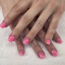 Cascades Nails & Spa - Dip manicure, square shape
