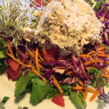 Old Town Cafe - Green salad with a scoop of tuna - Breakfast & Brunch Near Me - Bellingham, Washington Old Town Cafe - Green salad with a scoop of tuna - Breakfast & Brunch Near Me - Bellingham, Washington