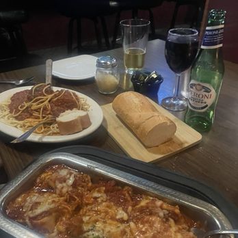 Vince's Ristorante - Spaghetti and meatballs, Lasagna with a rich hearty meat sauce. - Italian Near Me - West Sacramento, California Vince's Ristorante - Spaghetti and meatballs, Lasagna with a rich hearty meat sauce. - Italian Near Me - West Sacramento, California