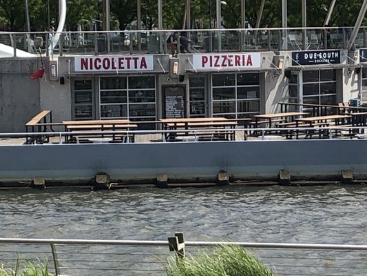 Nicoletta Pizzeria by null
